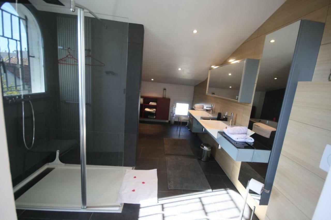 Chambres d'Hôtes LA PASTOURELLE Royan centre Extérieur photo
