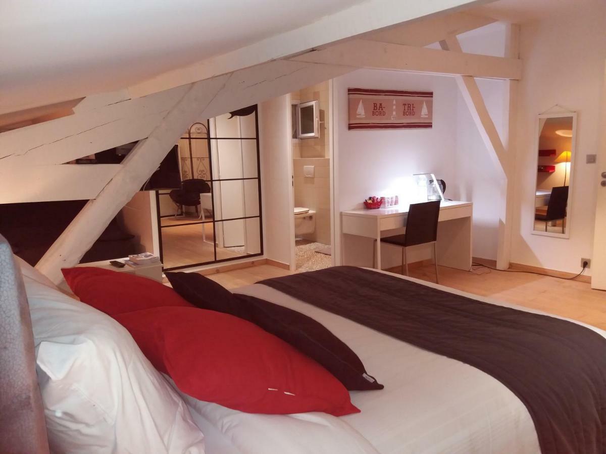 Chambres d'Hôtes LA PASTOURELLE Royan centre Extérieur photo